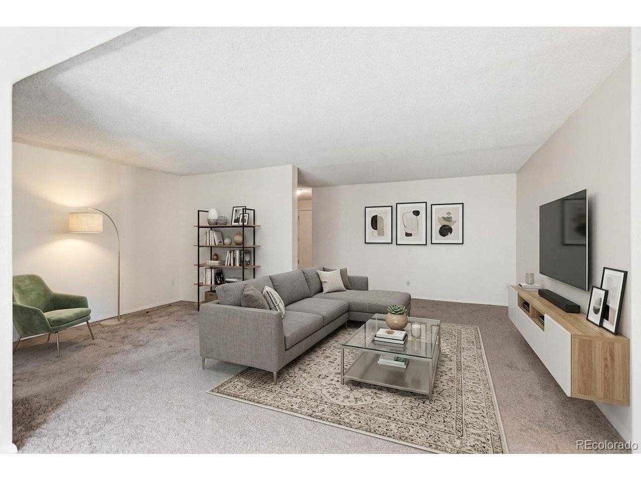 2 Adams #910, Denver, CO 80206