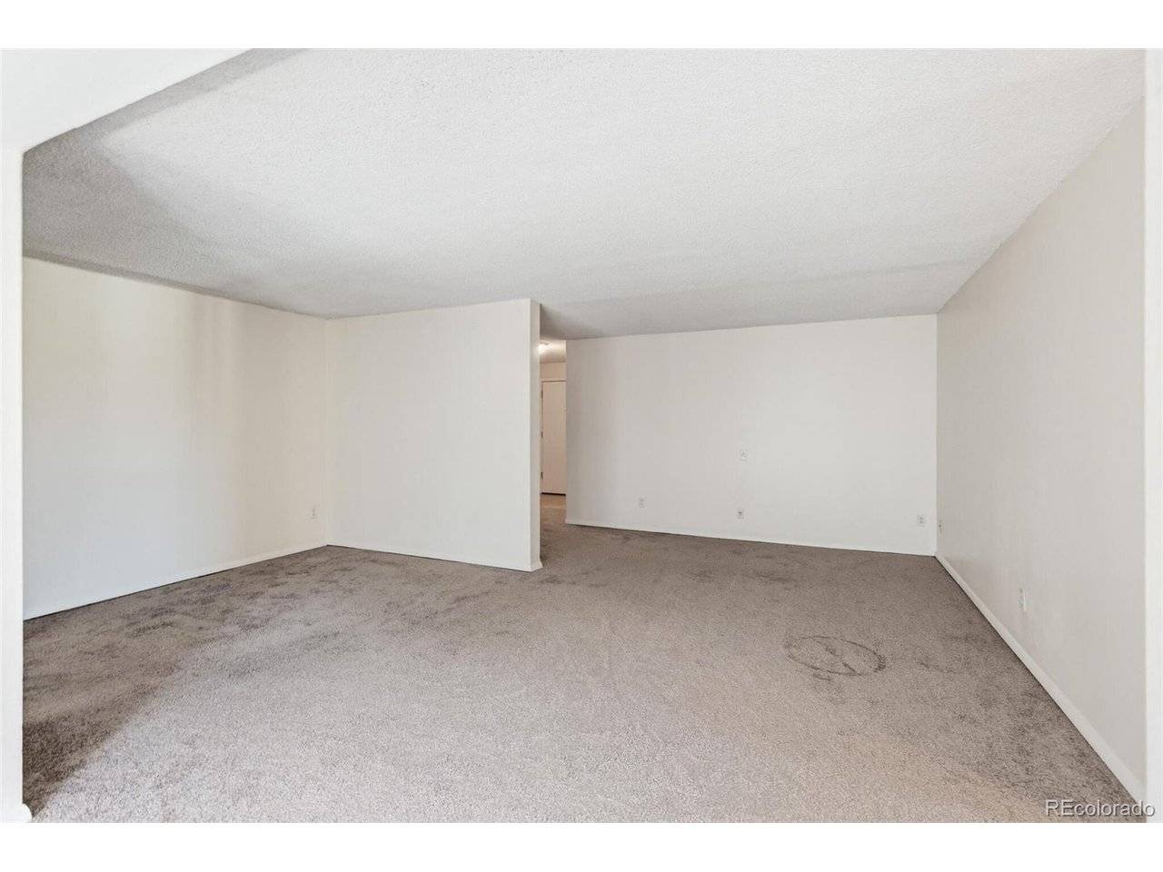 2 Adams #910, Denver, CO 80206