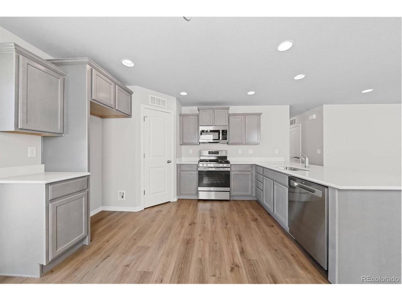 786 N Carrie, Watkins, CO 80137
