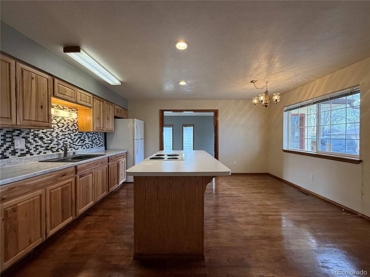 202 Fourteenth, Alamosa, CO 81101