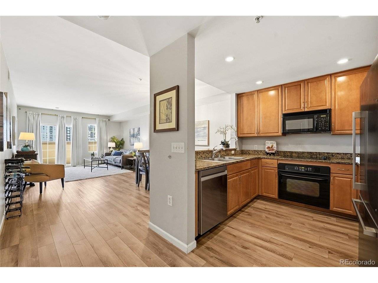925 N Lincoln #4E, Denver, CO 80203