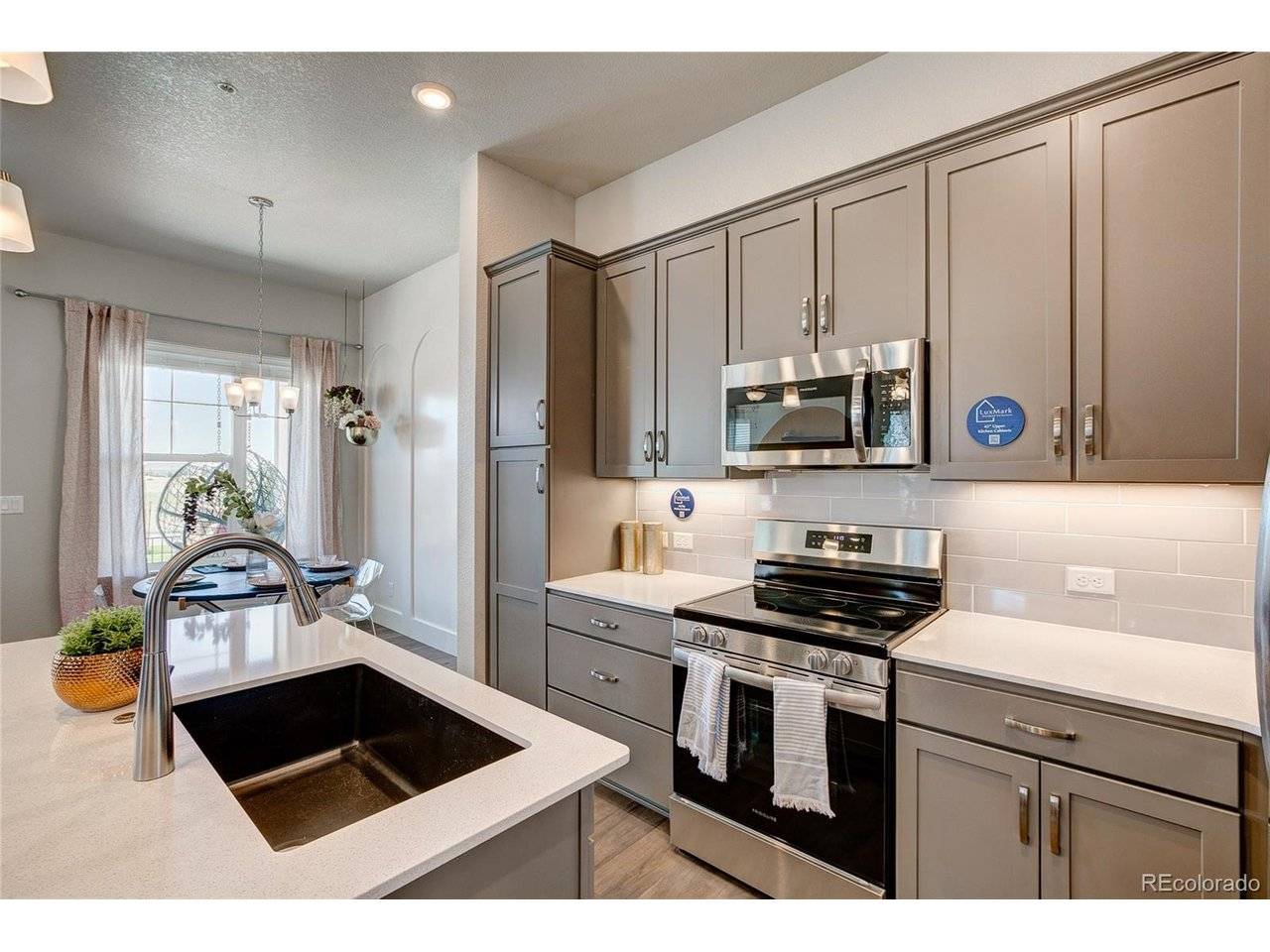 420 High Point #A-104, Longmont, CO 80504