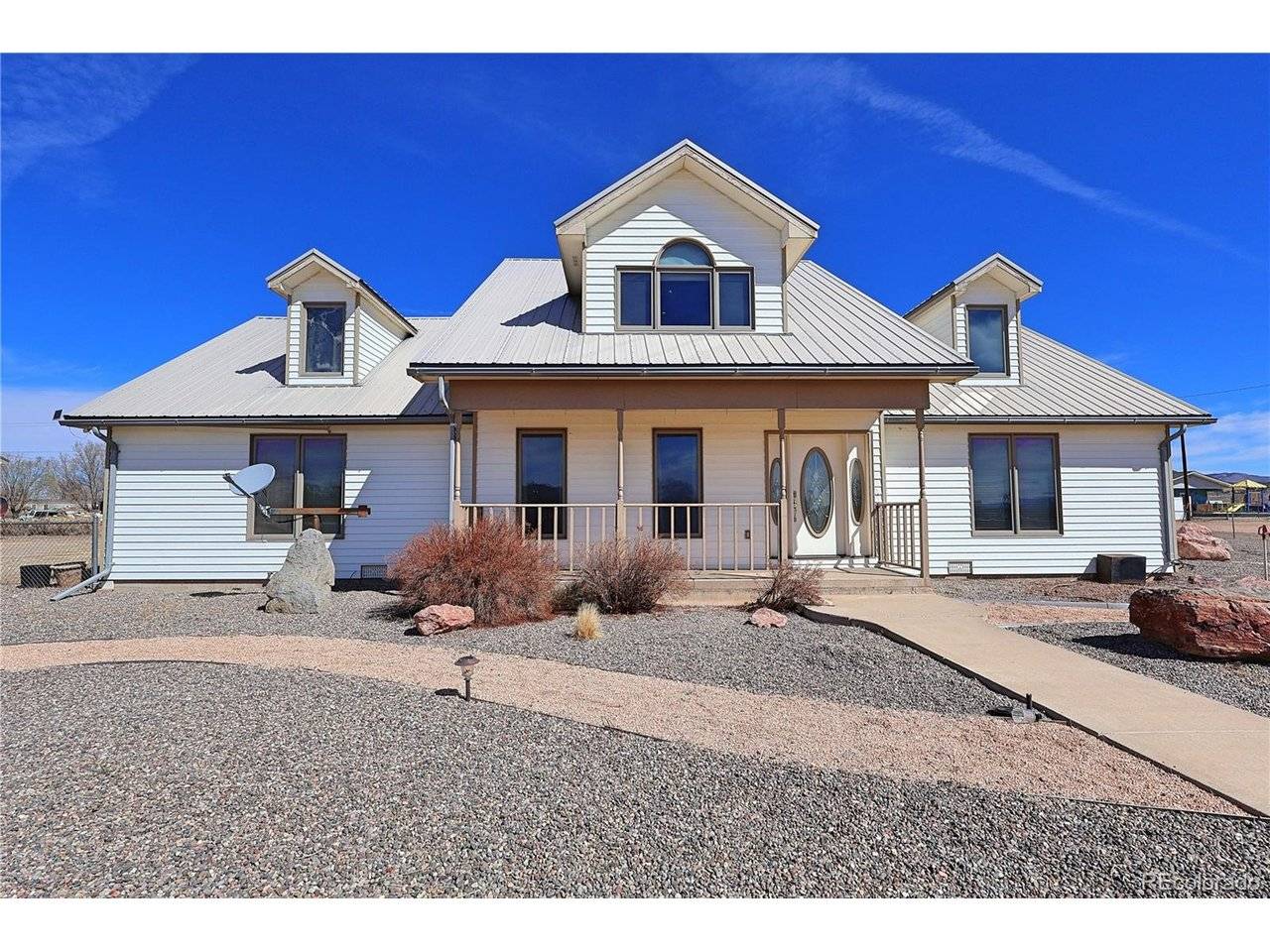 604 9th, Blanca, CO 81123