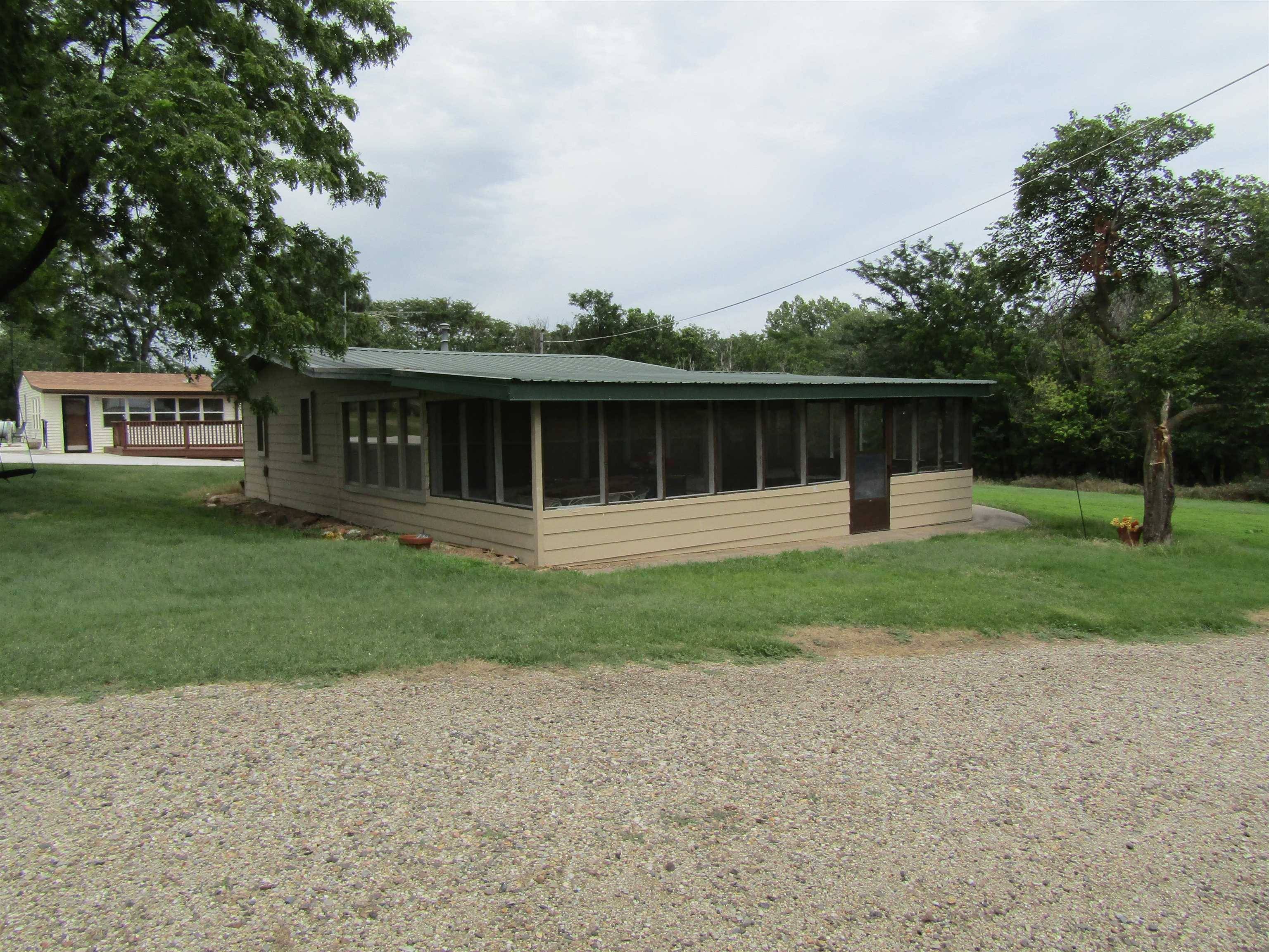 129 Venango Cir., Marquette, KS 67464