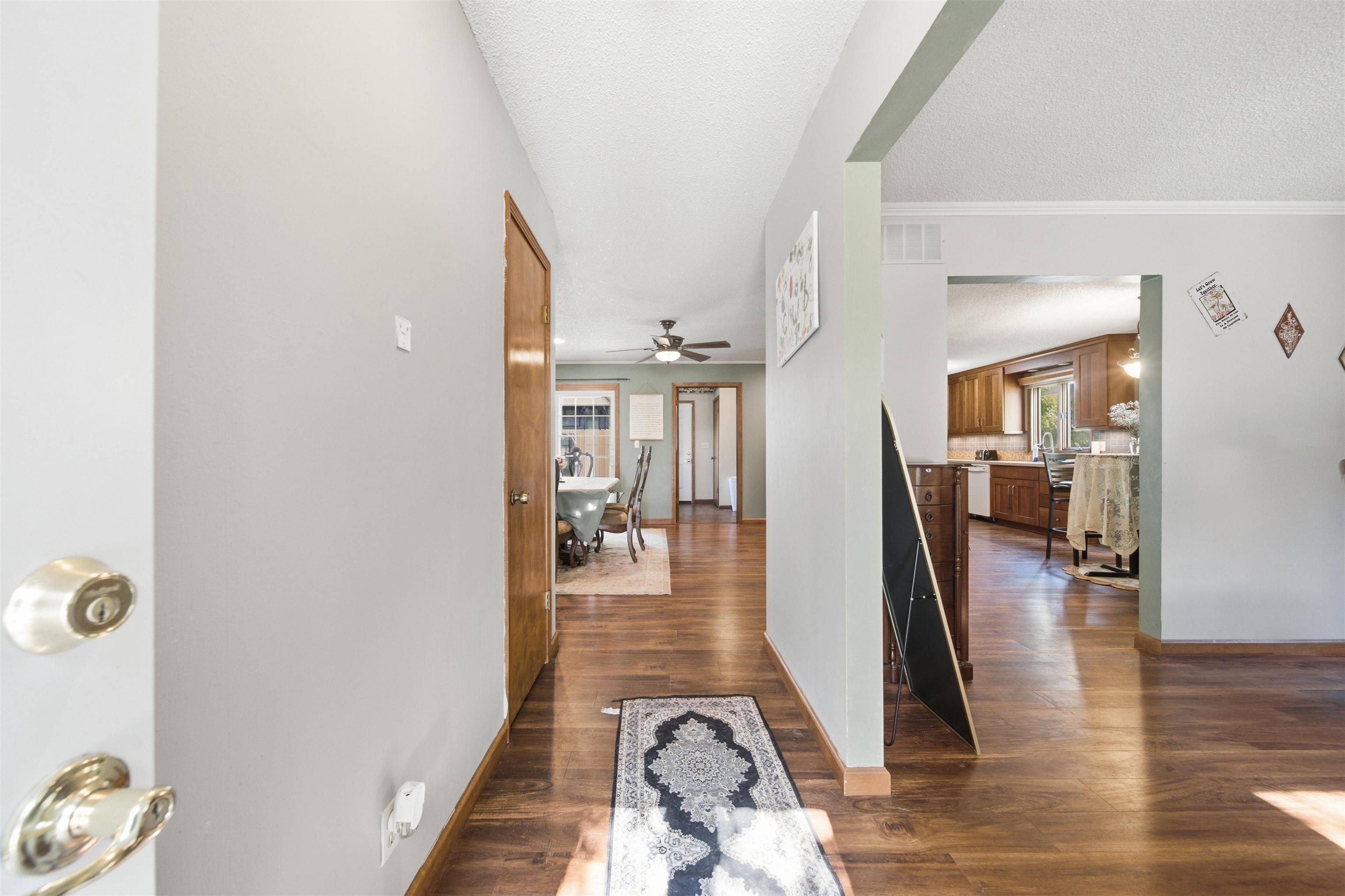 1527 Westborough, Newton, KS 67114
