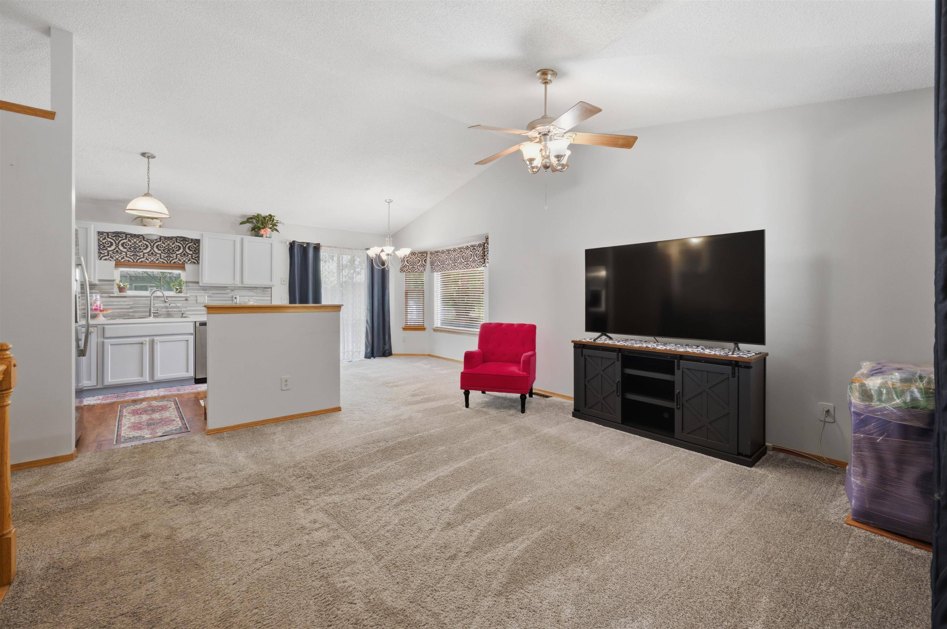 1748 N Basswood Ct, Andover, KS 67002