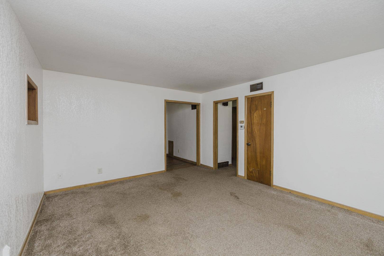 514 S Mission, Wichita, KS 67207