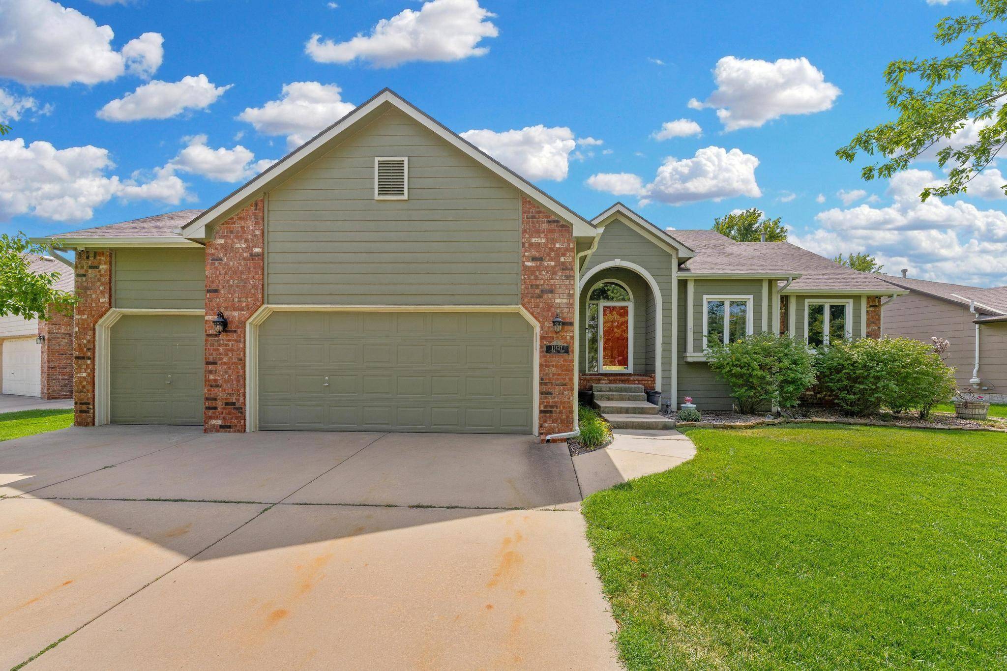 11421 W CENTRAL PARK ST, Wichita, KS 67205-2029