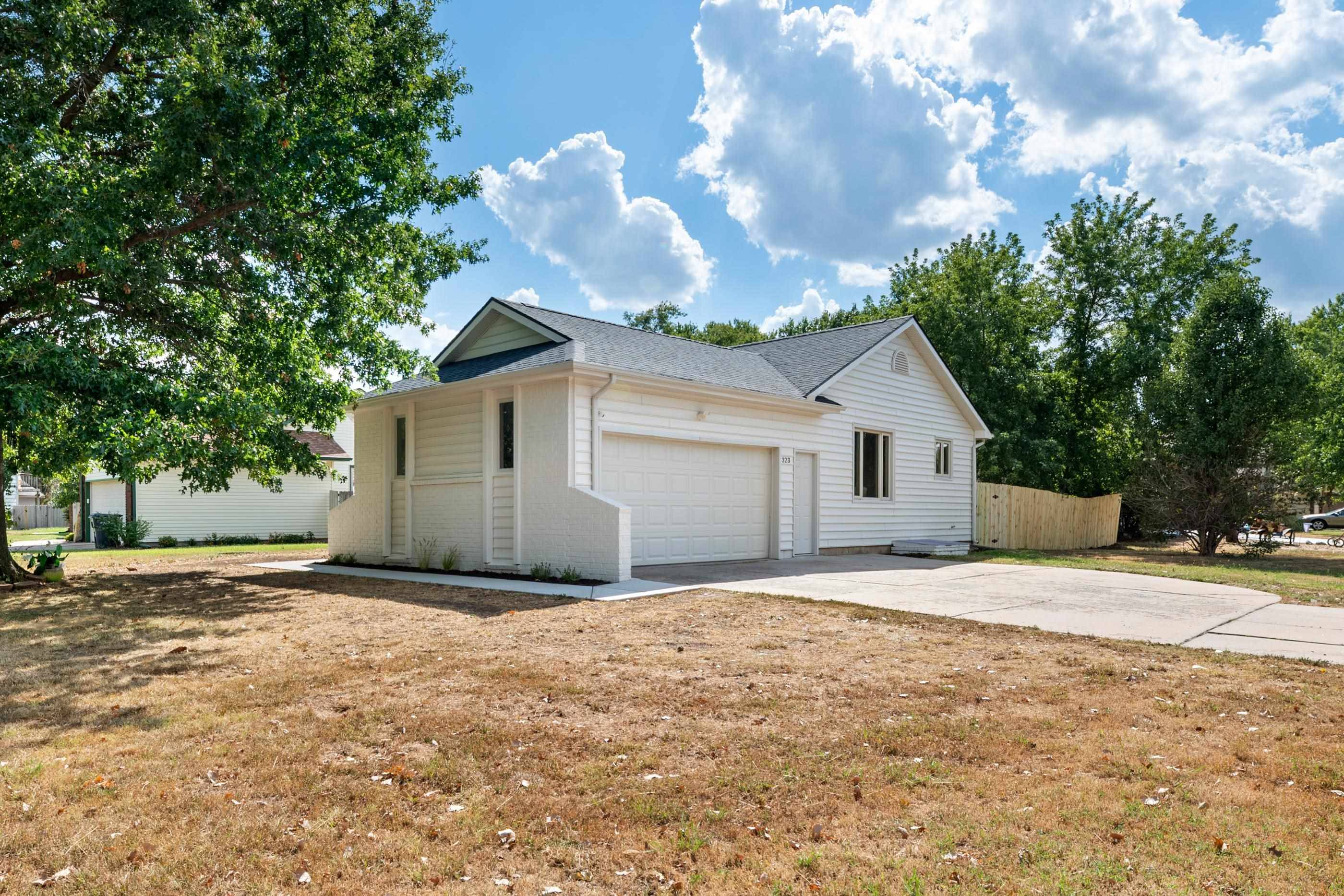 323 N Covington St, Wichita, KS 67212