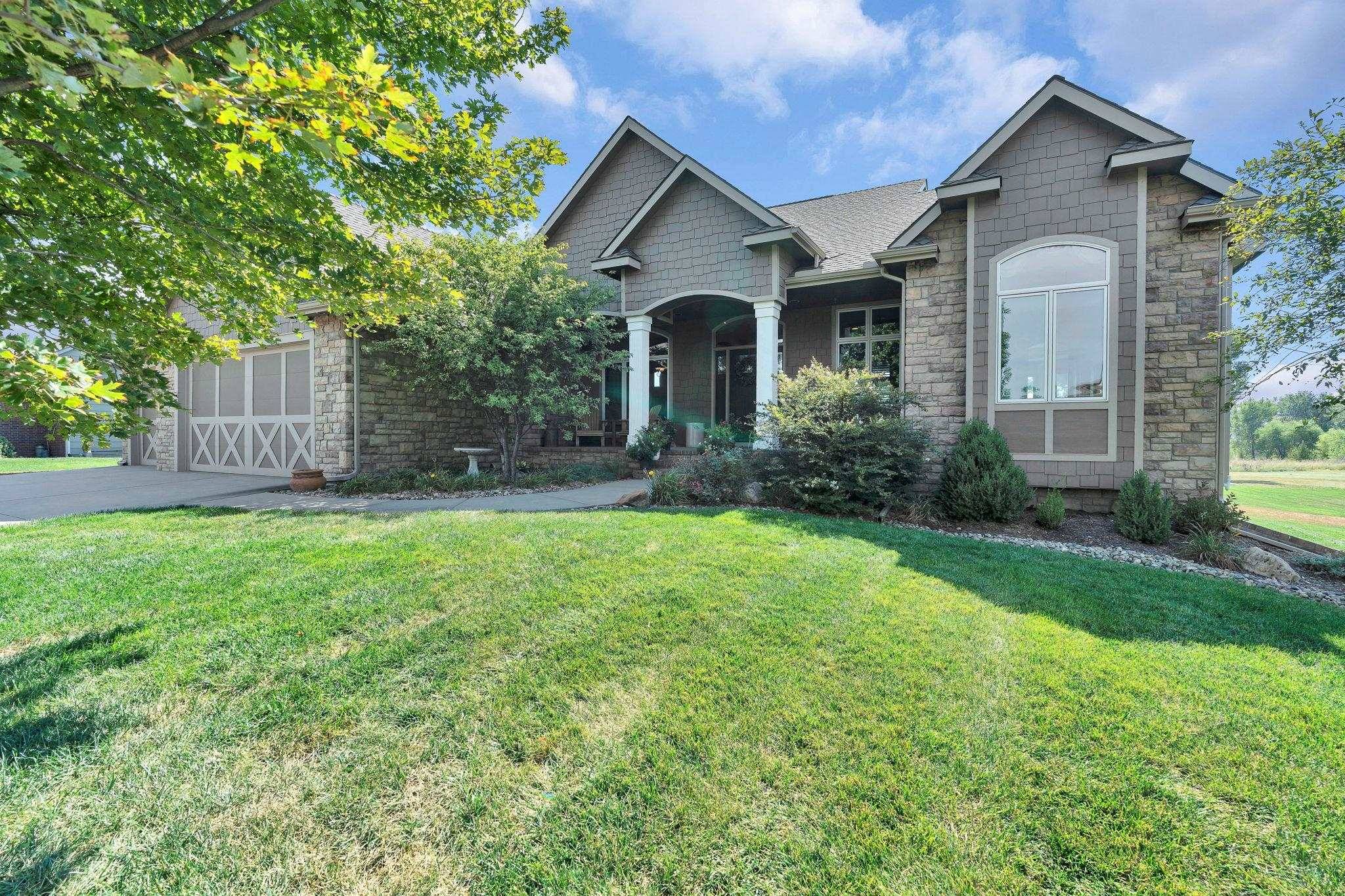 1717 E Elk Ridge Ave, Goddard, KS 67052