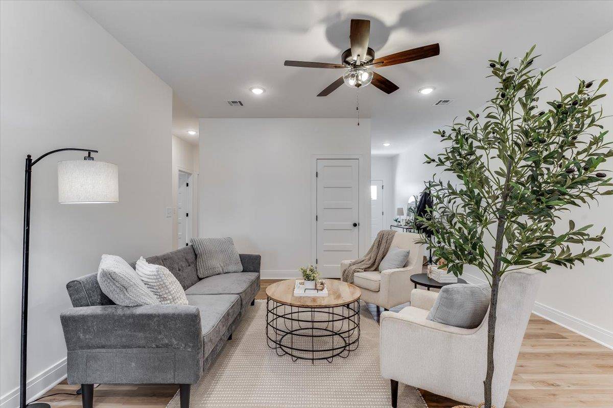 5425 W Rolly, Wichita, KS 67215