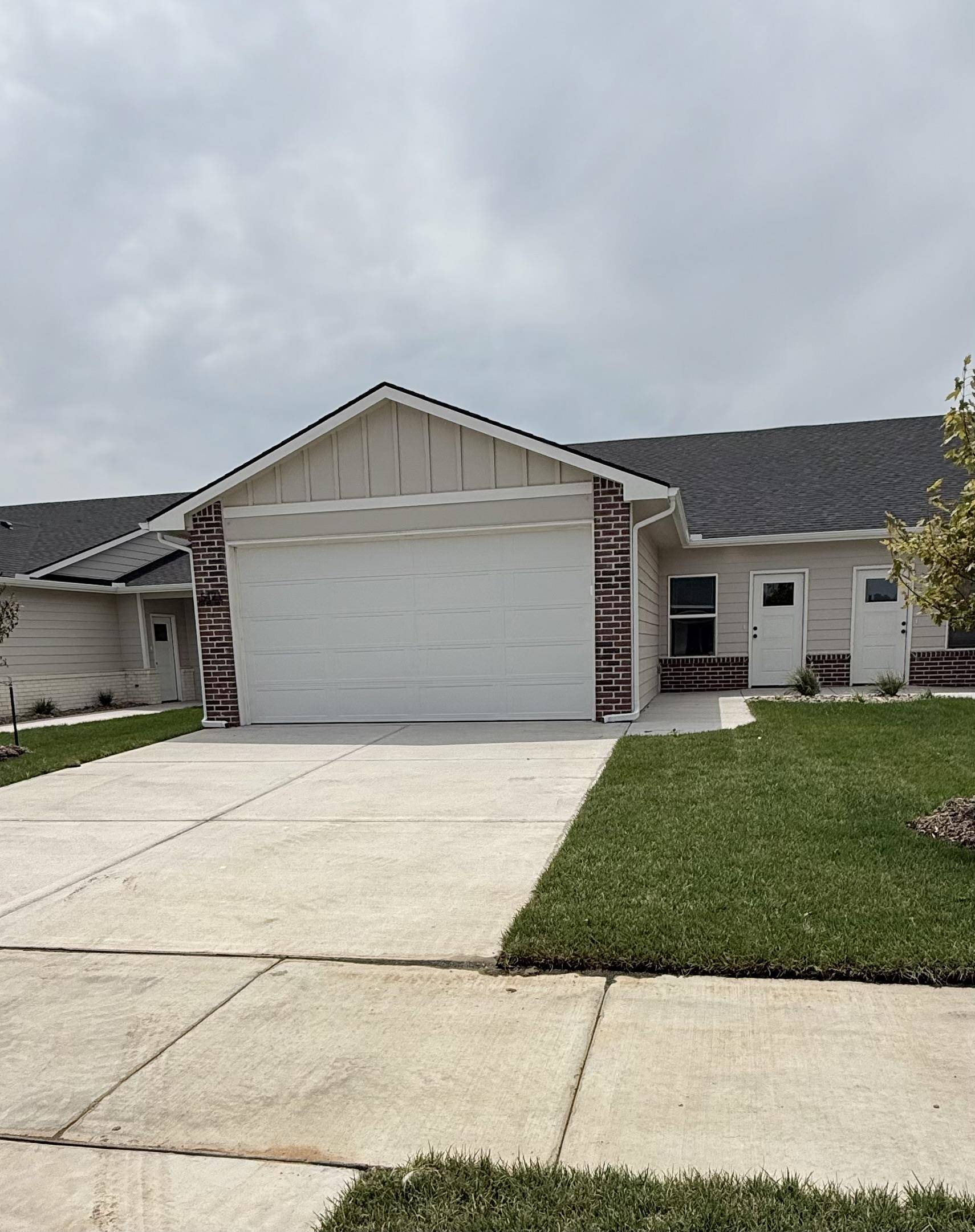 5425 W Rolly, Wichita, KS 67215