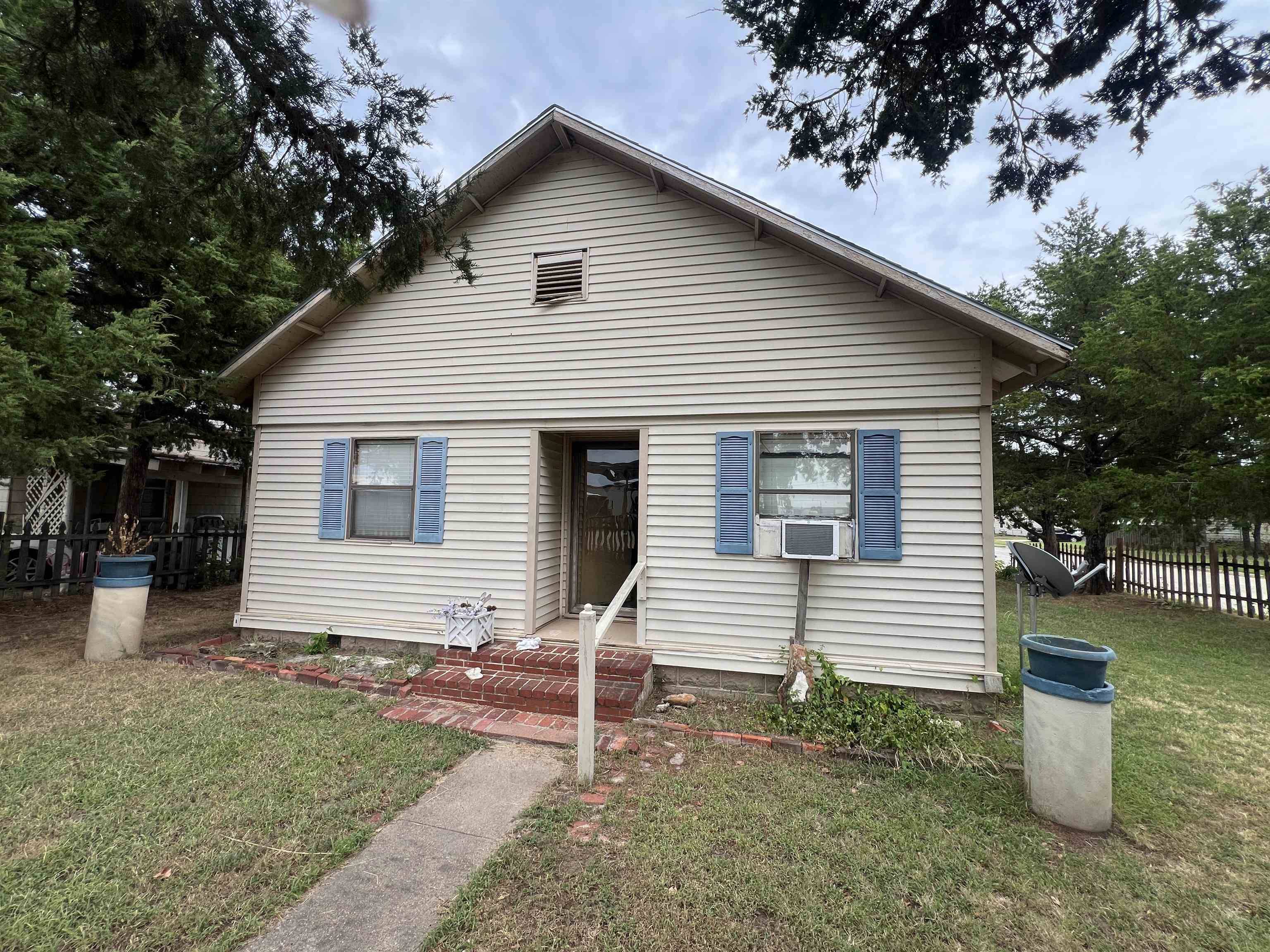 626 S 7, Arkansas City, KS 67005