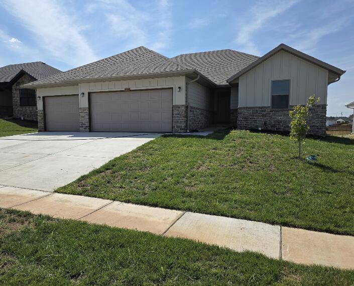931 S Pindall LN, Nixa, MO 65714