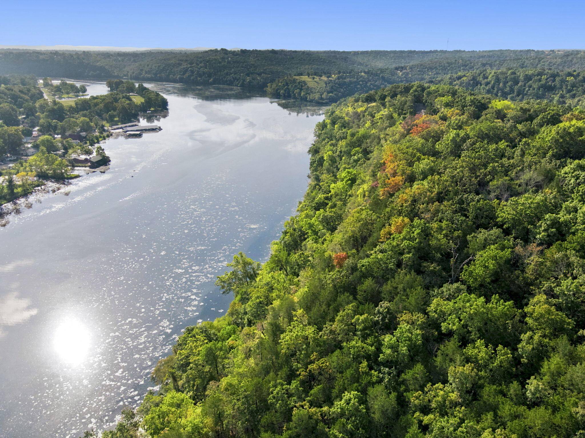 000 Peaceful DR, Branson, MO 65616