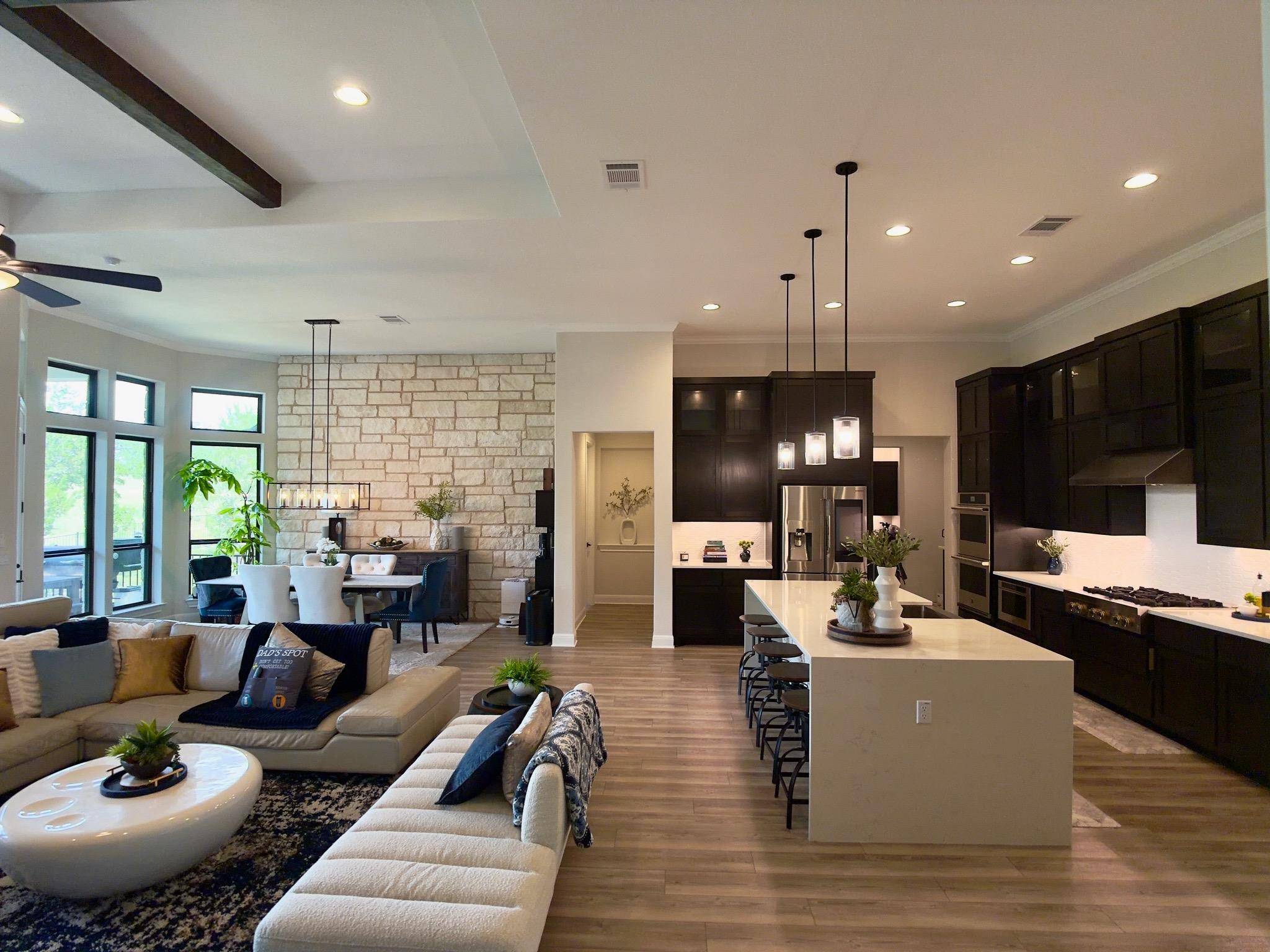 113 Spence LN, Liberty Hill, TX 78642
