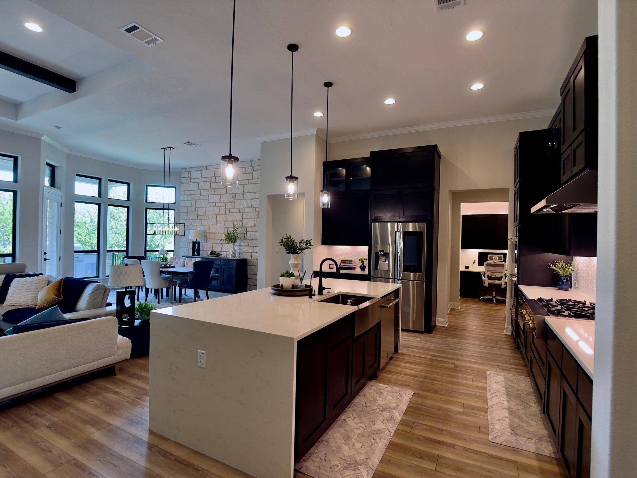 113 Spence LN, Liberty Hill, TX 78642