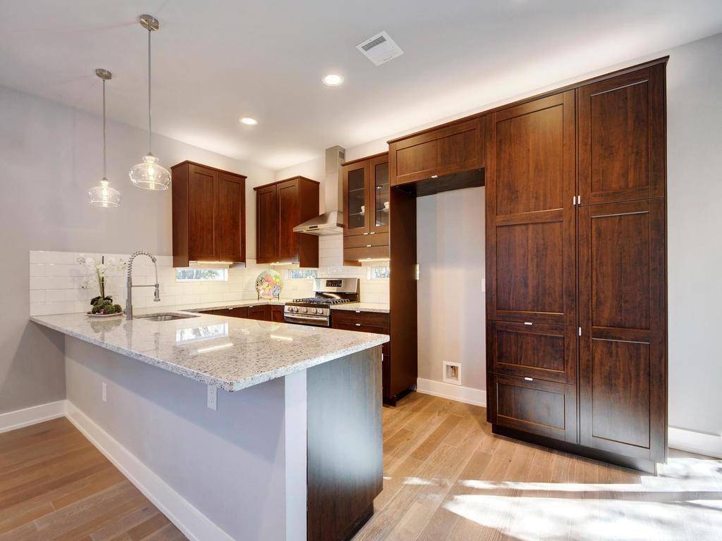 5308 Downs DR #2, Austin, TX 78721