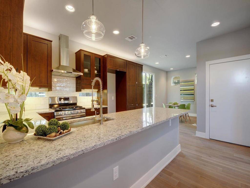 5308 Downs DR #2, Austin, TX 78721