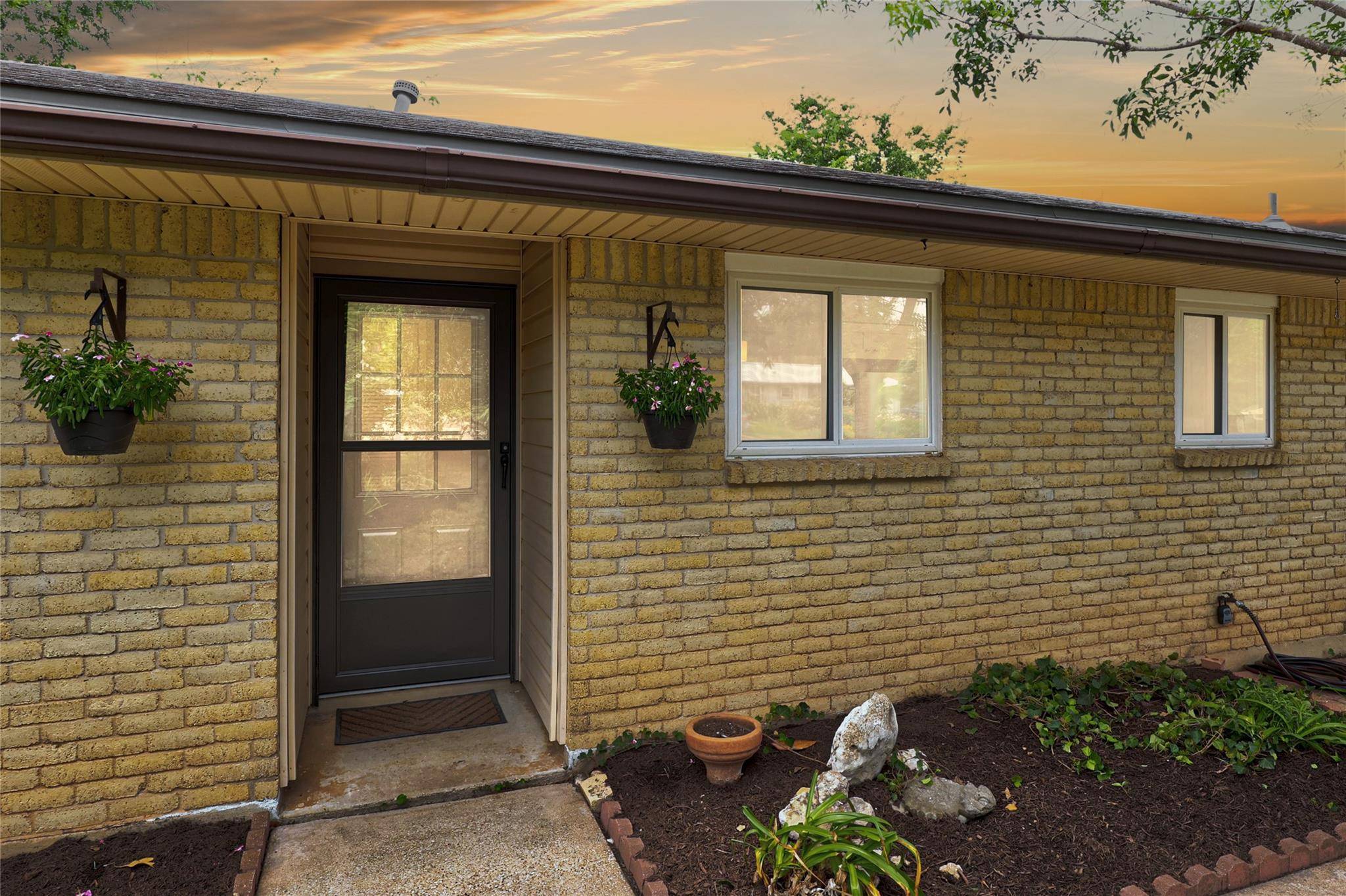 8204 Kellog CT, Austin, TX 78745