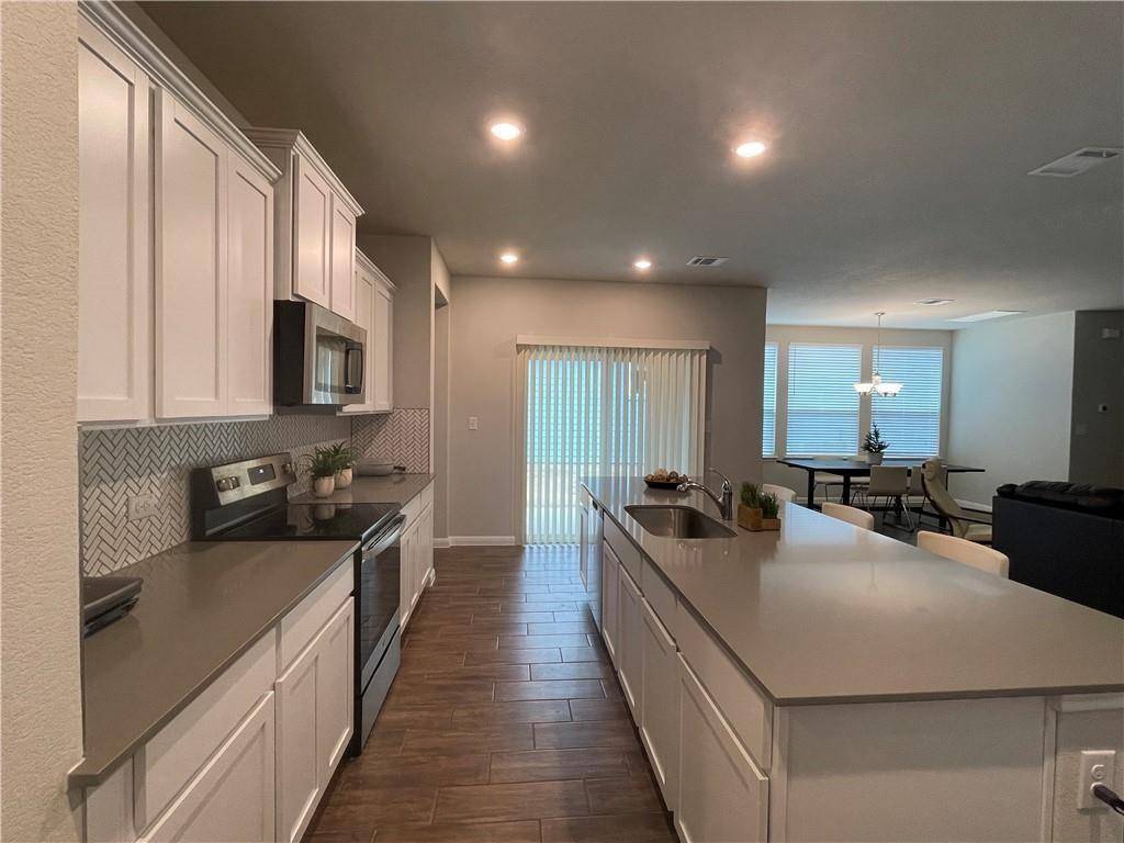 3017 Settlement DR #32, Round Rock, TX 78665
