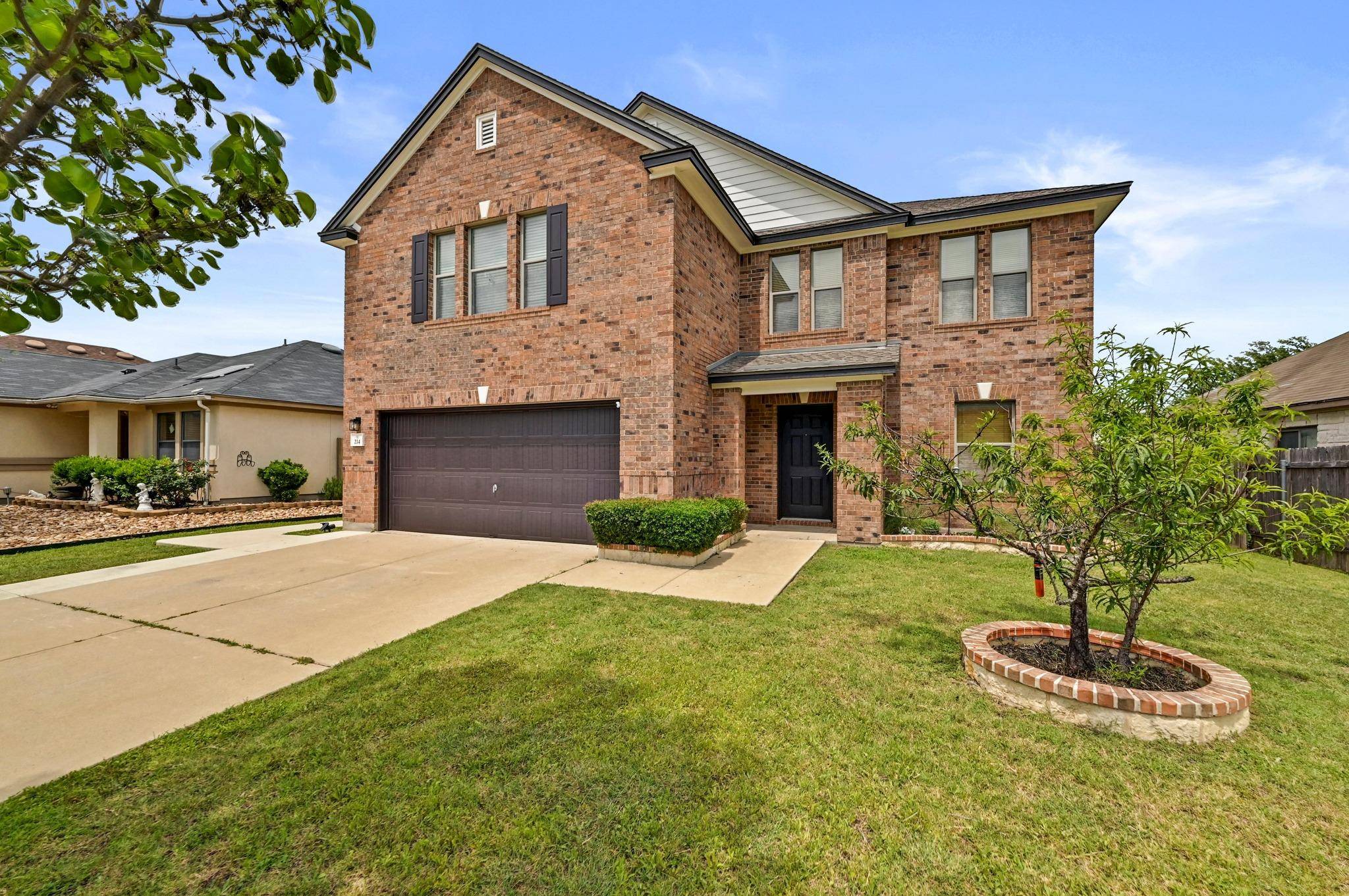 214 Briarwood DR, Leander, TX 78641