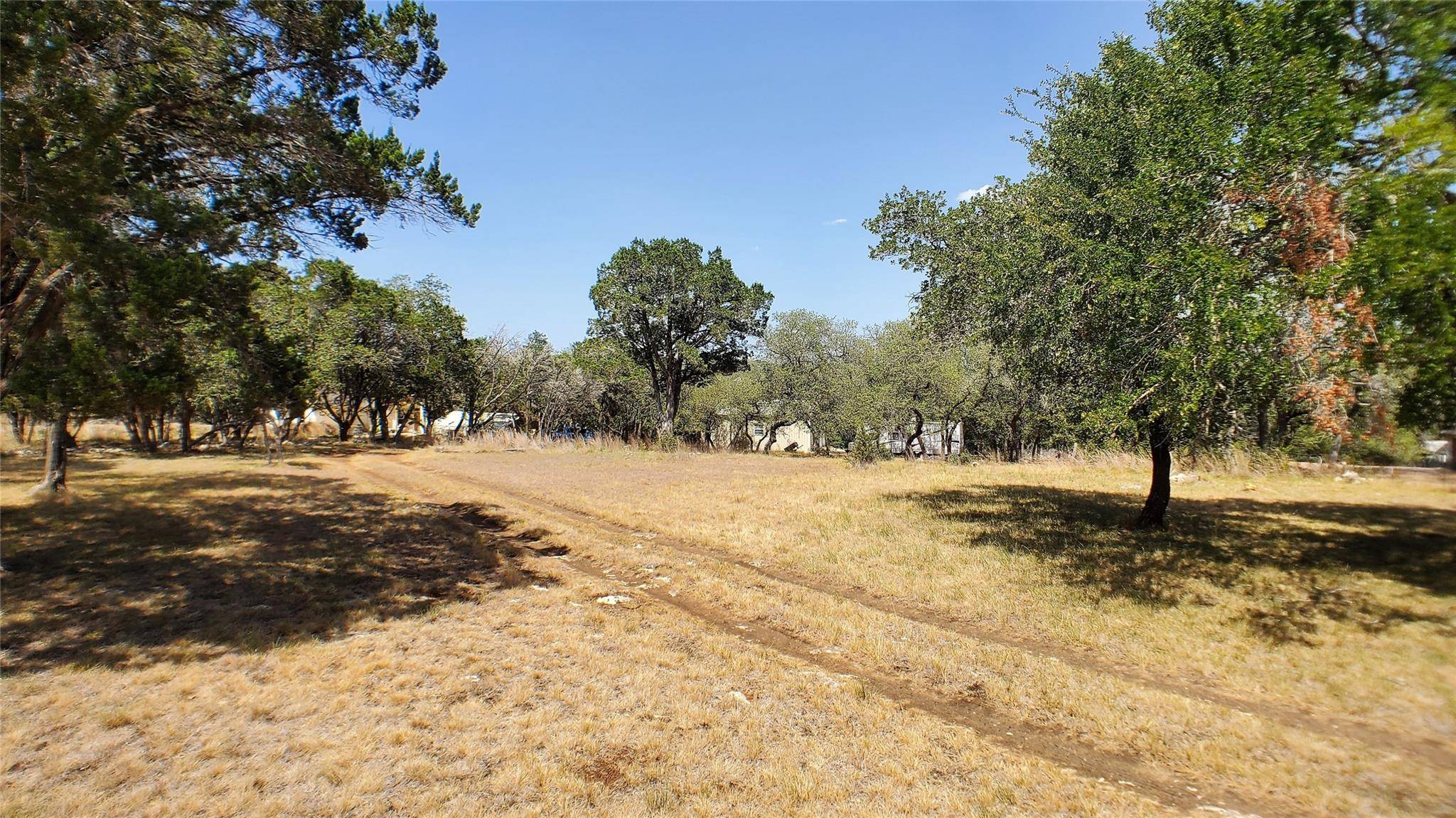 650 Beauchamp RD, Dripping Springs, TX 78620