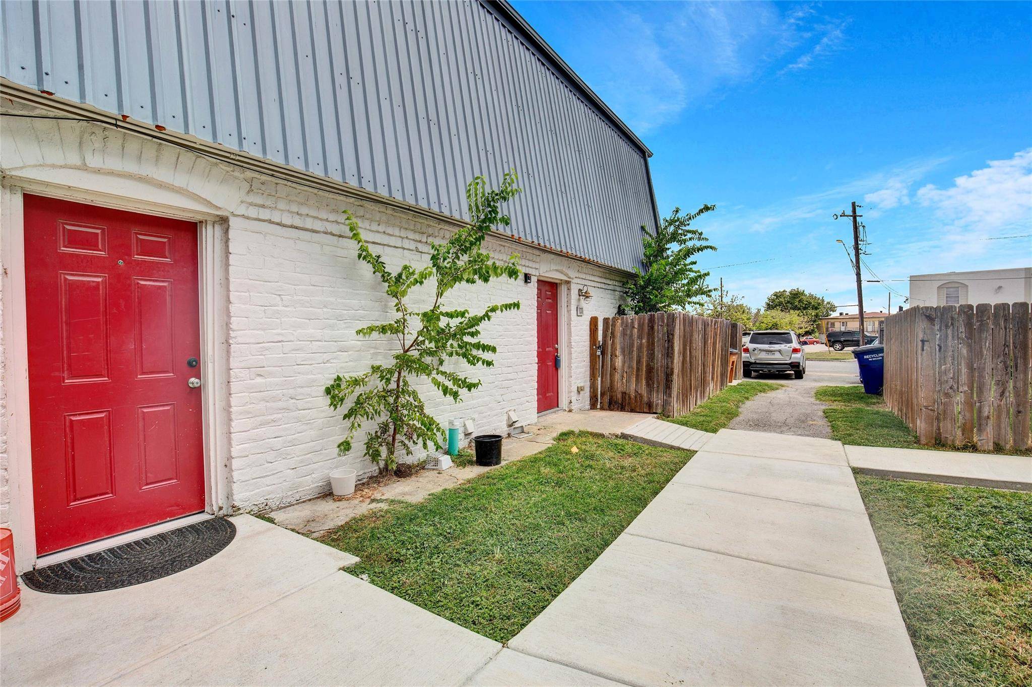 7204 Twin Crest DR #101, Austin, TX 78752