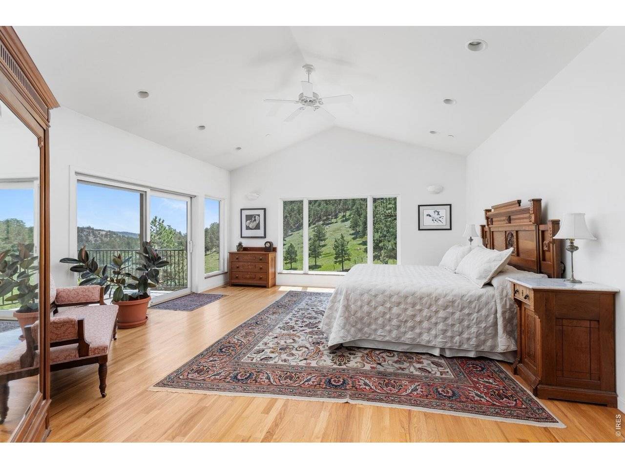 95 Rowell, Lyons, CO 80540