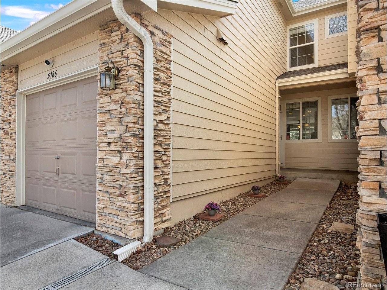 9186 W Phillips, Littleton, CO 80128