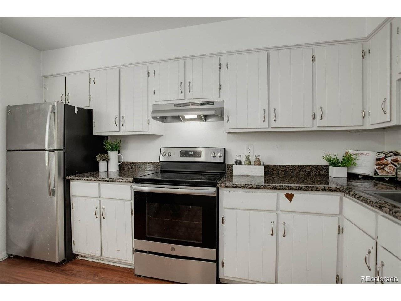 1638 Chester, Aurora, CO 80010