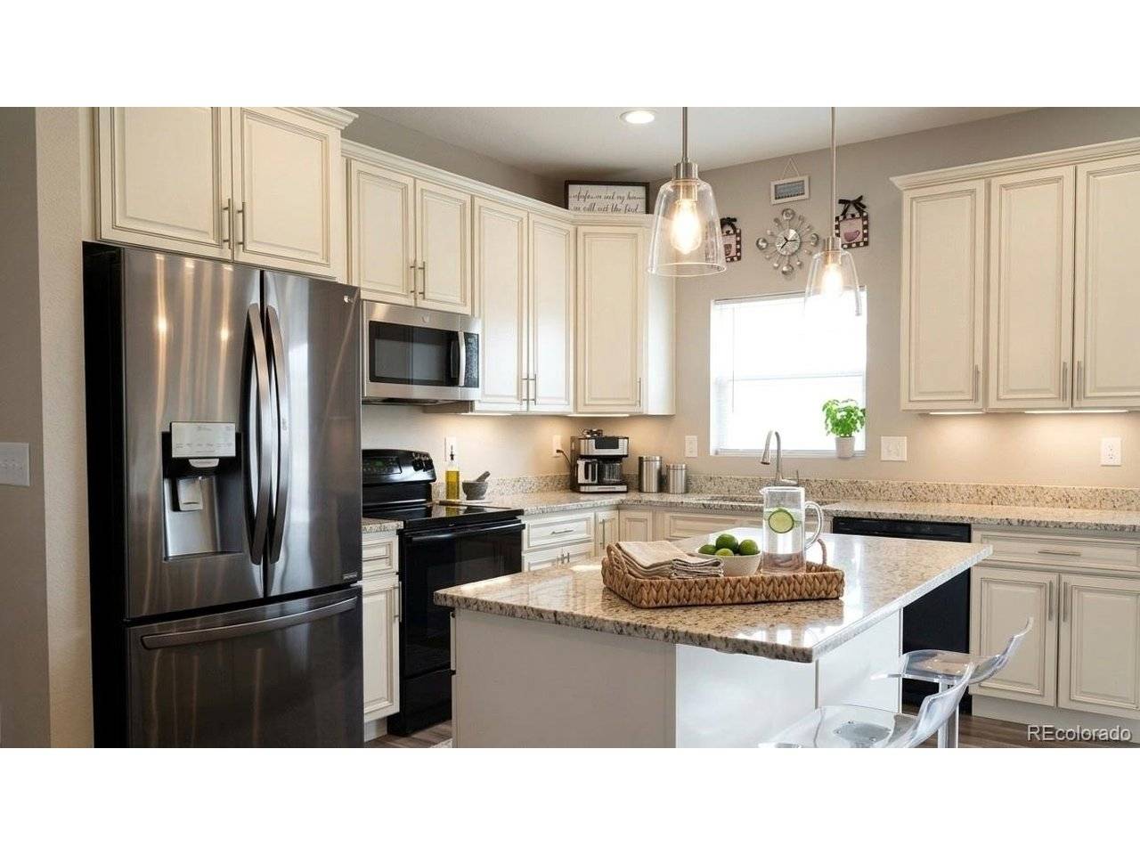 180 S 4TH, Deer Trail, CO 80105
