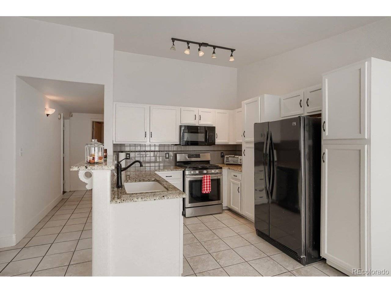 8437 Thunder Ridge #204, Highlands Ranch, CO 80126