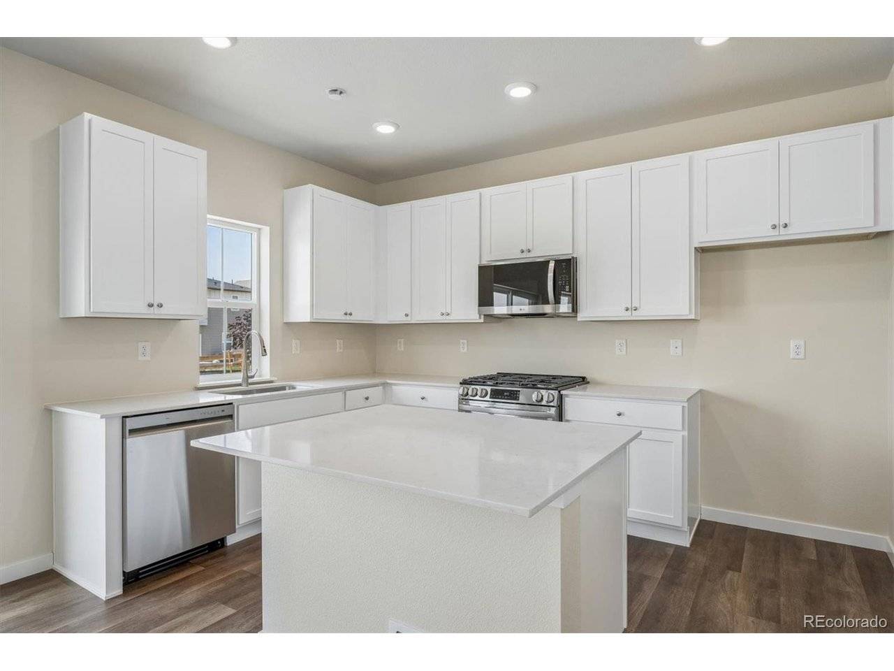 9363 Danube, Commerce City, CO 80022