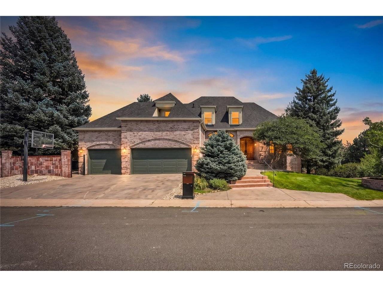 5866 W Flora, Arvada, CO 80004