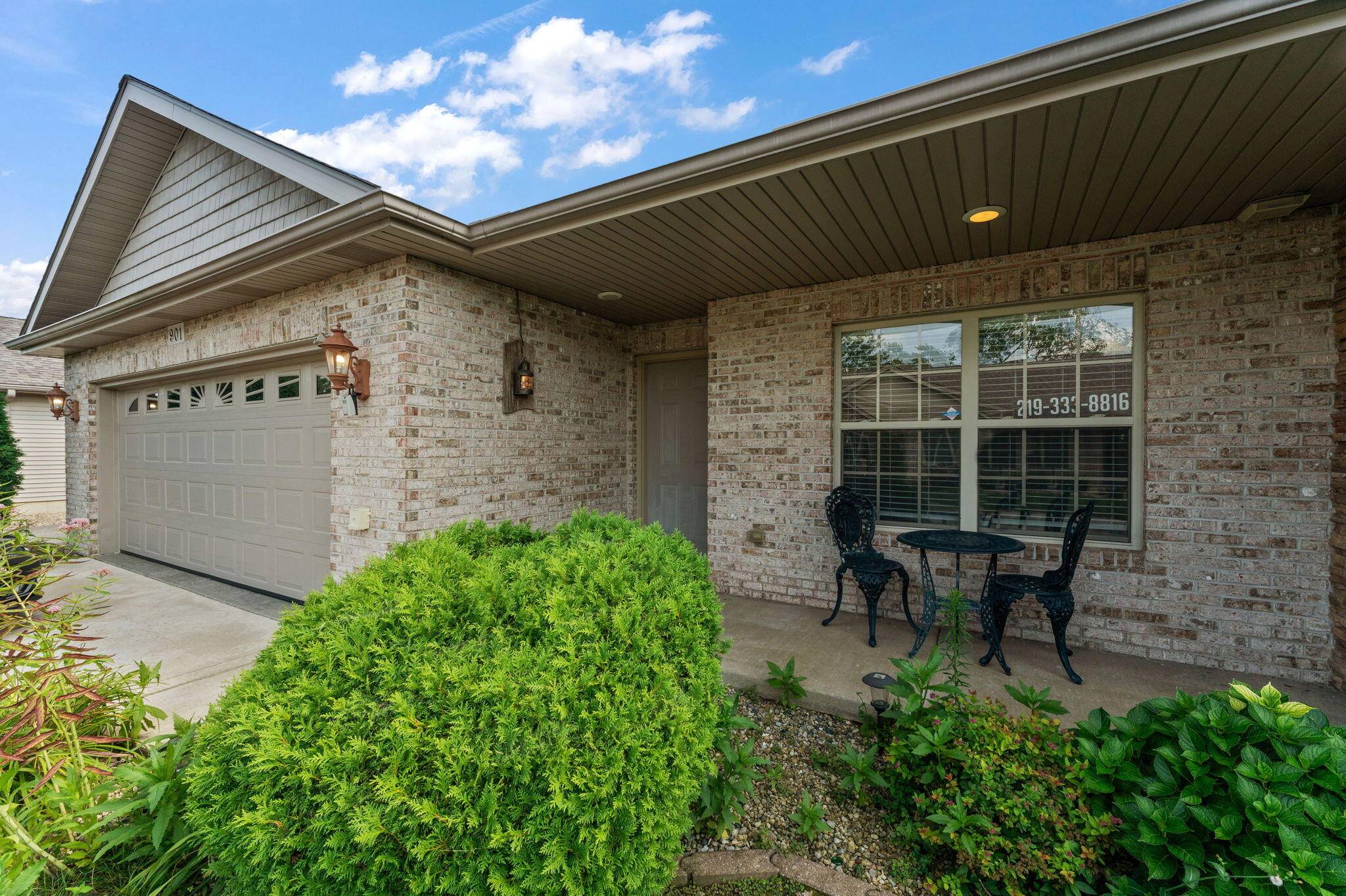 901 Veterans Lane, Crown Point, IN 46307