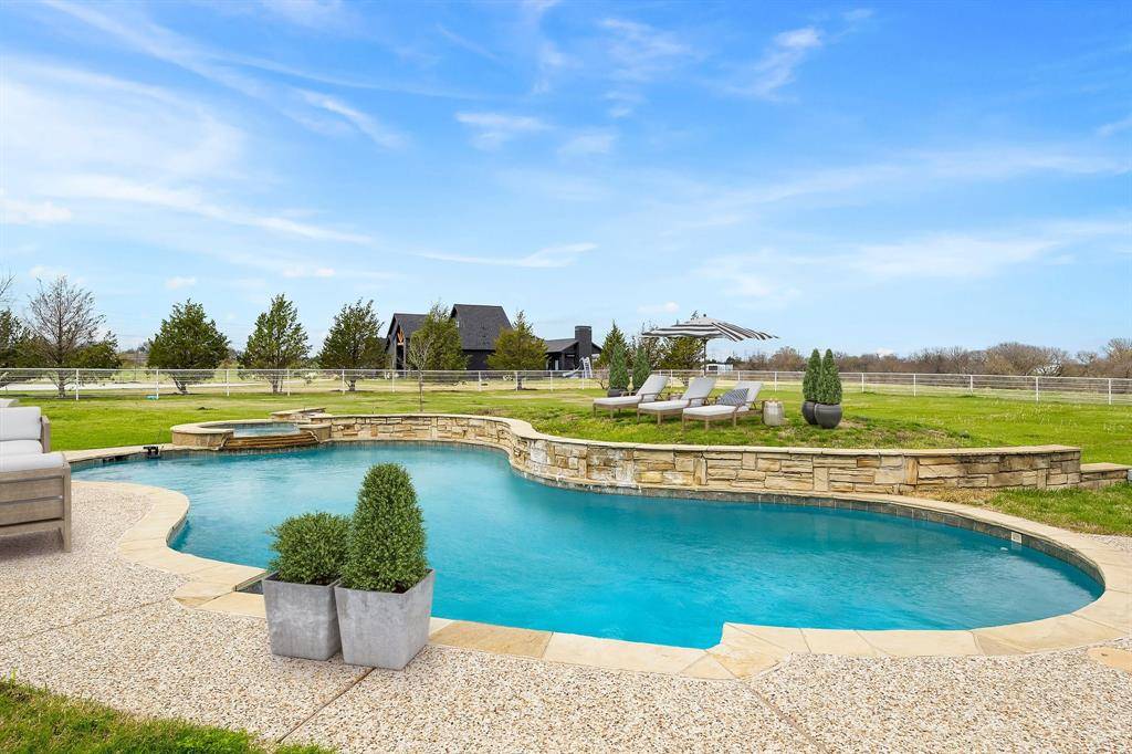 499 Mcdonald Road, Rockwall, TX 75032