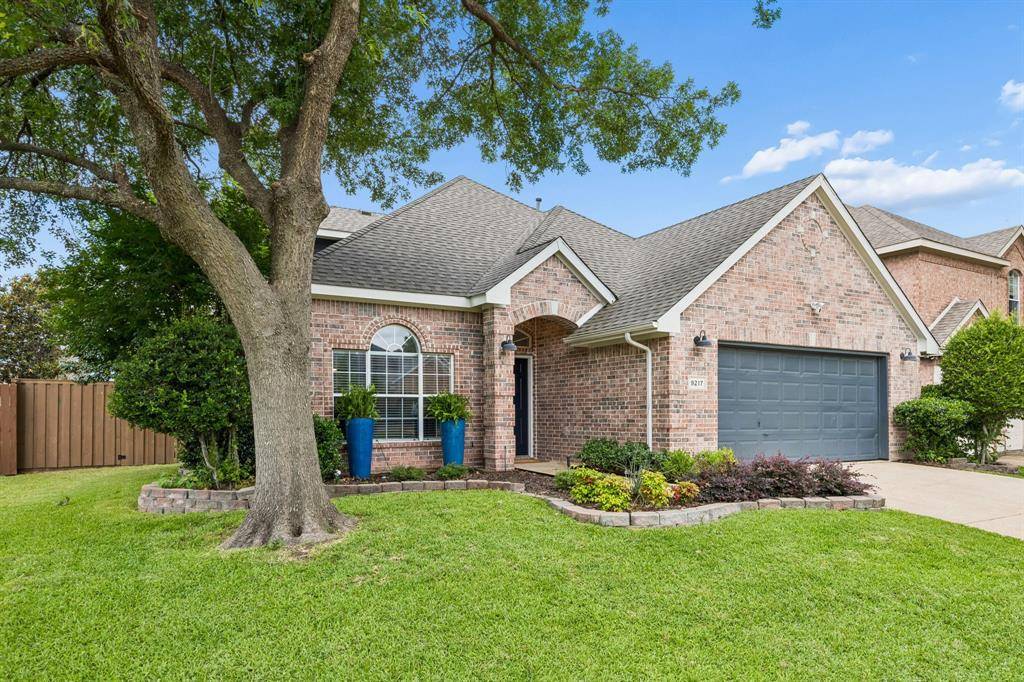 9217 Inverness Drive, Rowlett, TX 75089