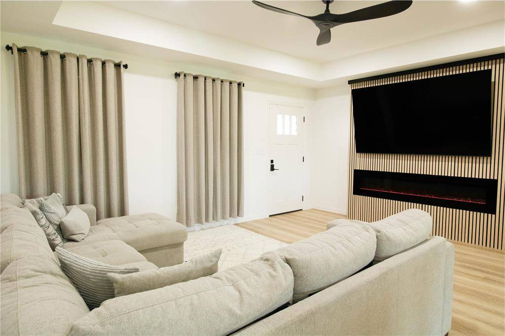 352 Private Road #36009, Honey Grove, TX 75446