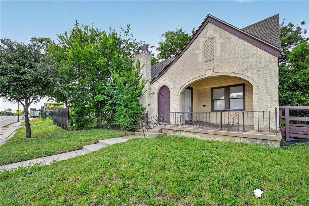 2813 E Rosedale Street, Fort Worth, TX 76105