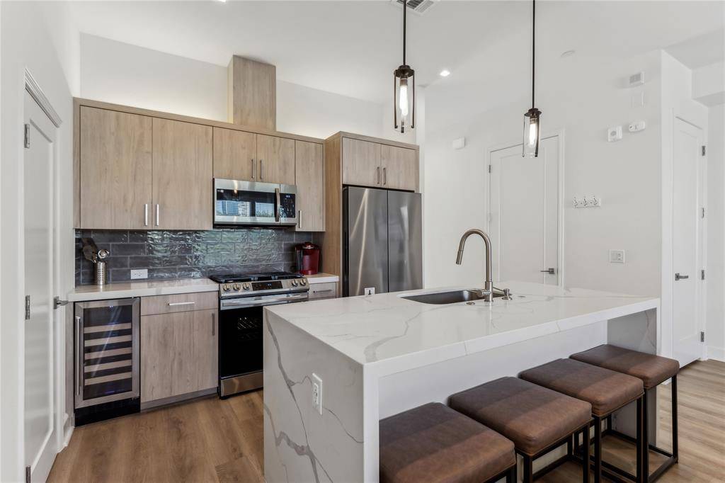 1901 S Harwood Street #301, Dallas, TX 75215