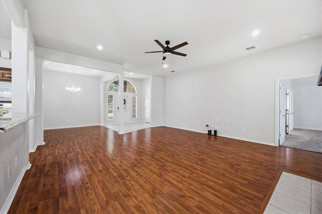 5425 Appalachian Way, Fort Worth, TX 76123