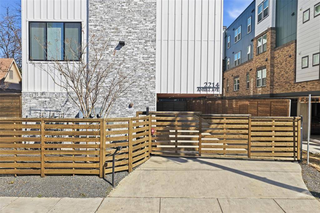 2214 Annex Avenue #103, Dallas, TX 75204