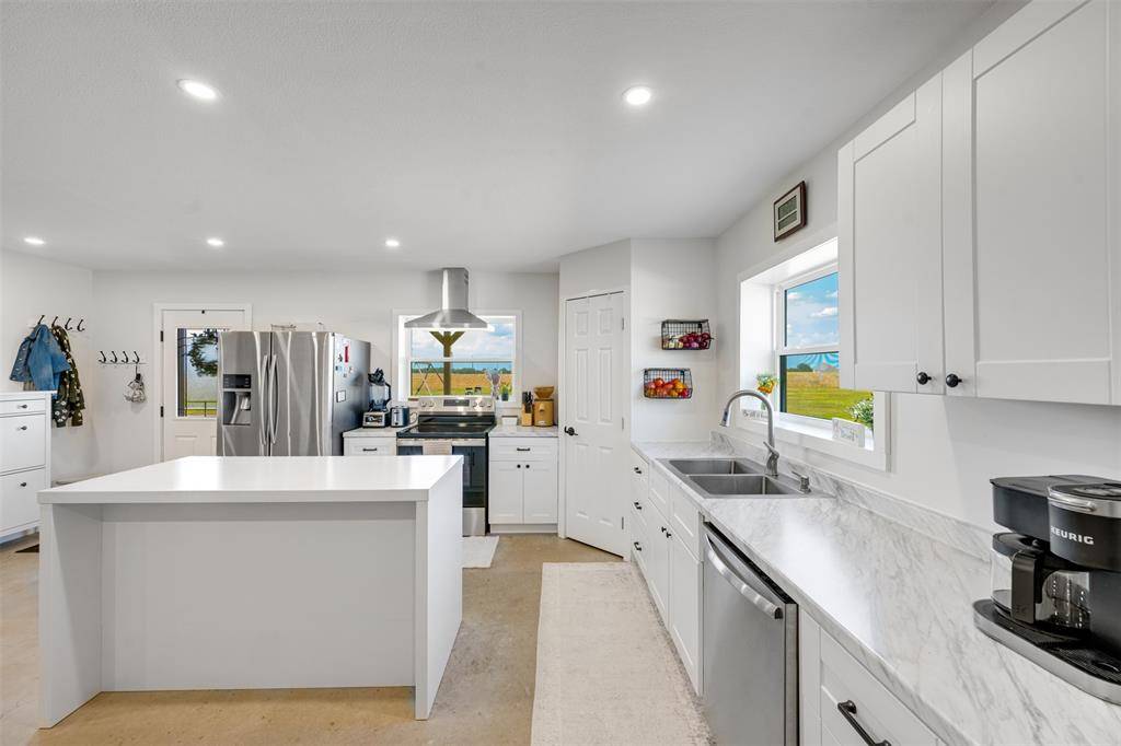 3263 Farm to Market 38 N, Brookston, TX 75421