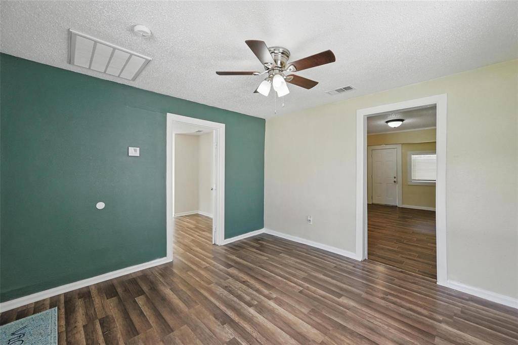 5511 Fletcher Avenue, Fort Worth, TX 76107