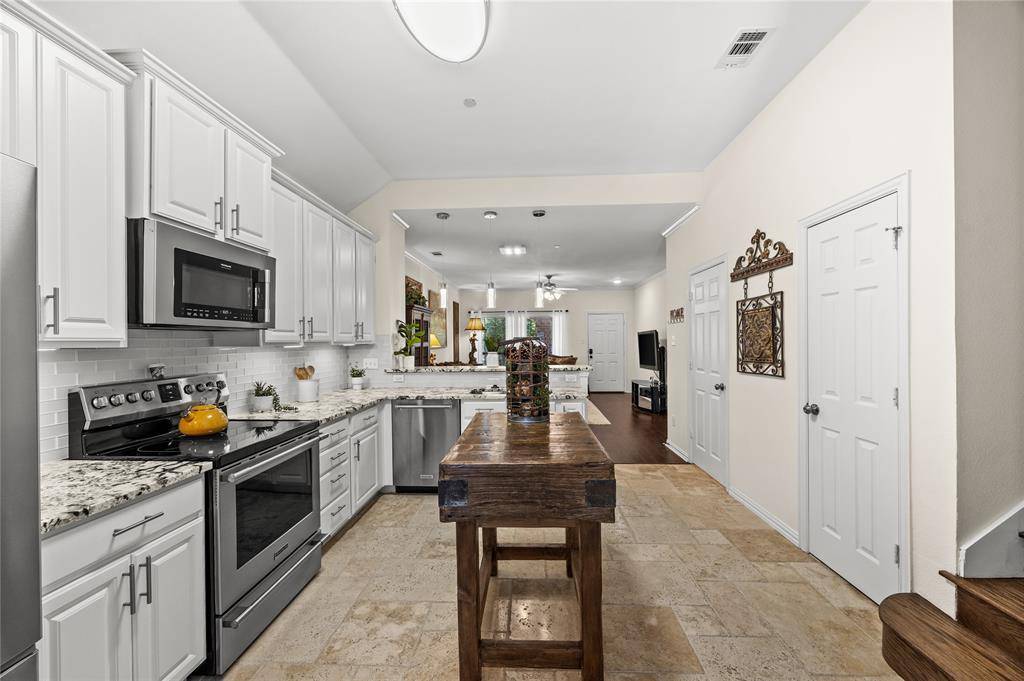 3075 Willow Grove Boulevard #402, Mckinney, TX 75070