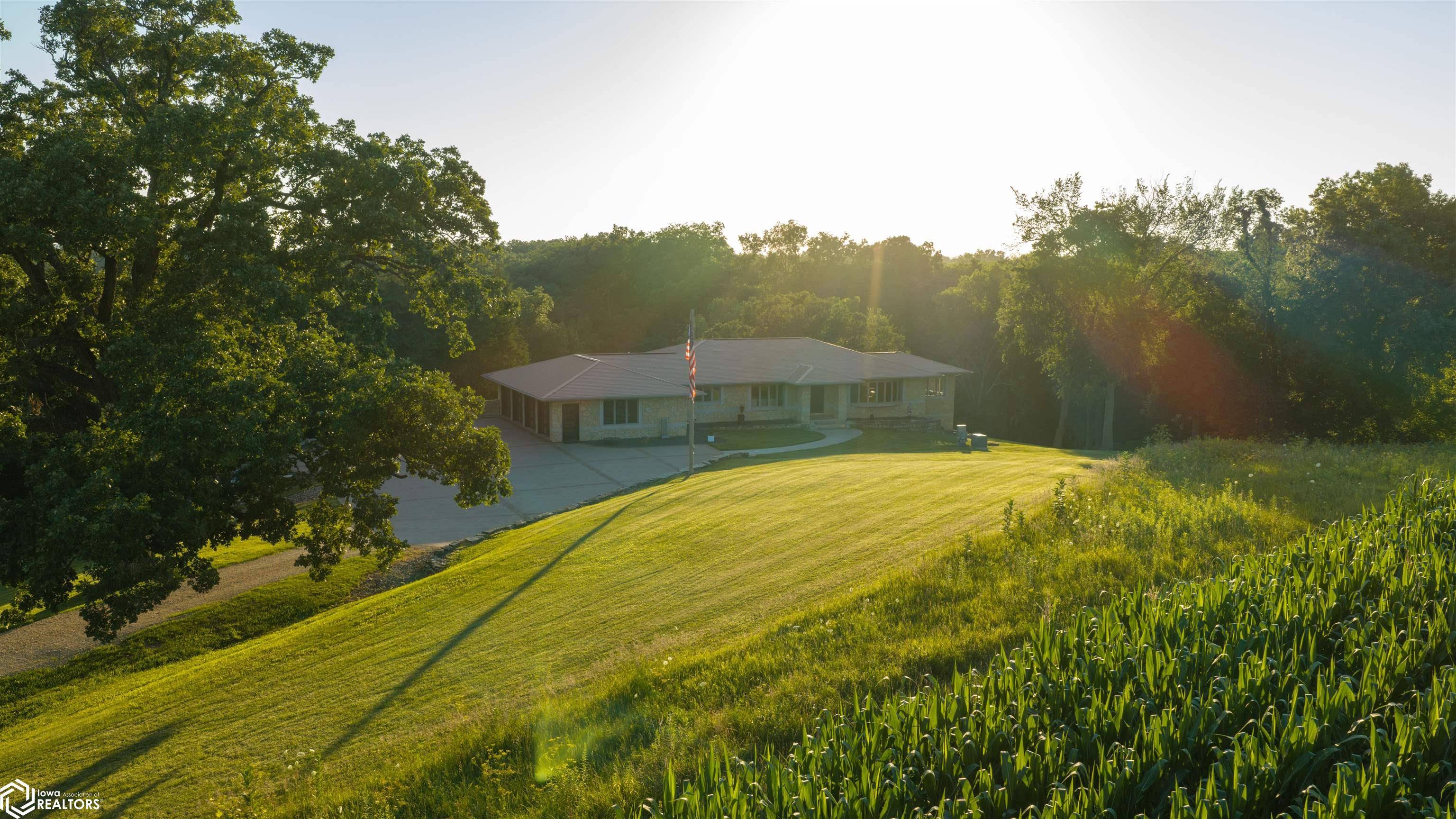 38150 253rd AVE, La Motte, IA 52054