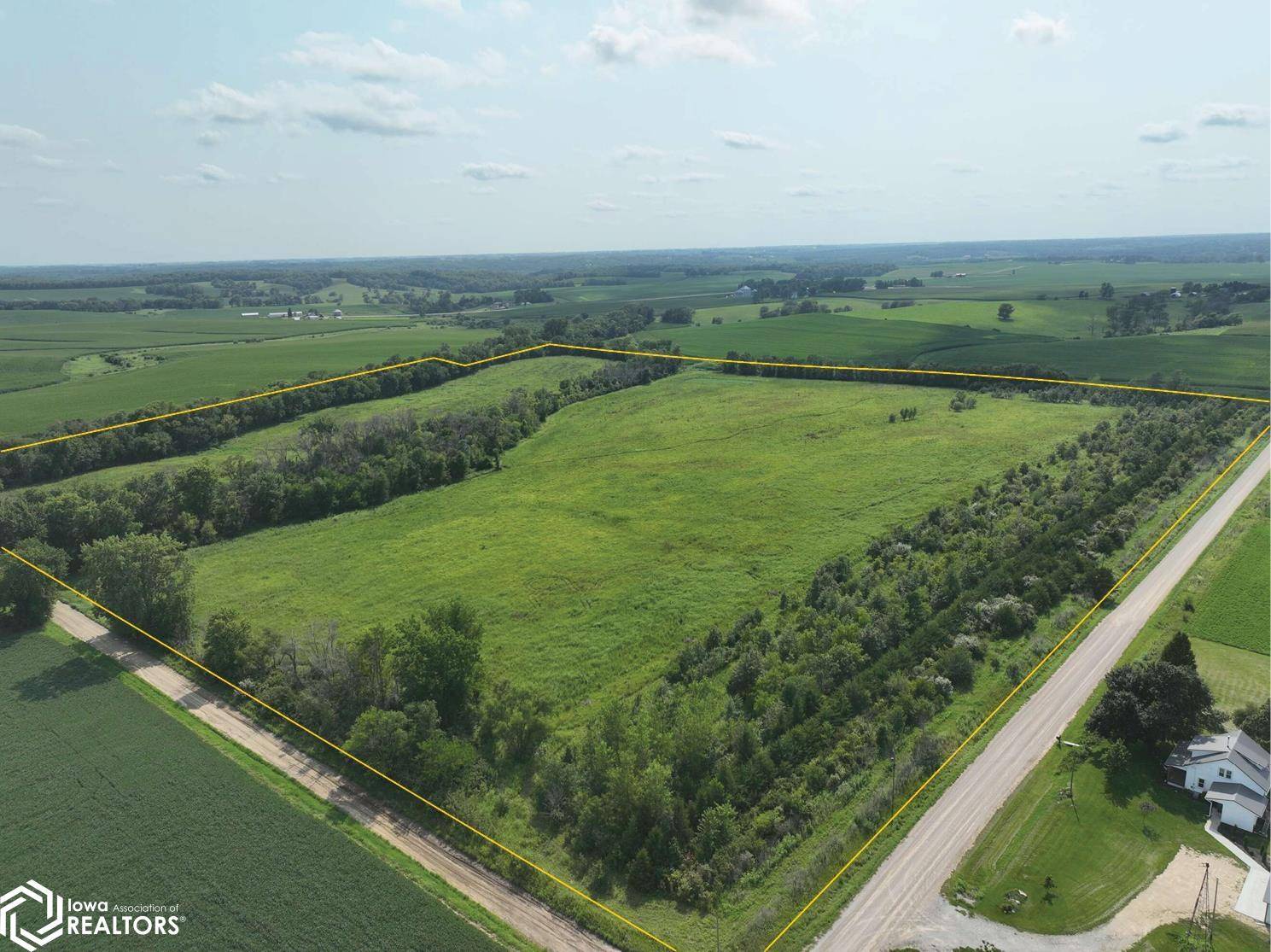 220th ST, Tipton, IA 52772