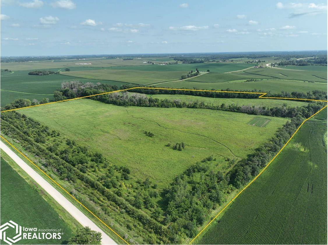 220th ST, Tipton, IA 52772
