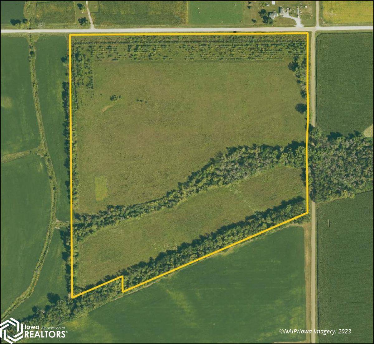 220th ST, Tipton, IA 52772